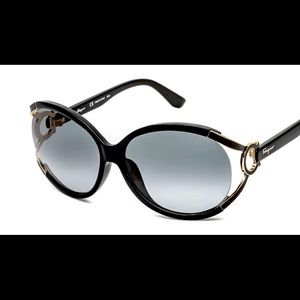 Salvatore Ferragamo sunglasses black with stylish oversized frame